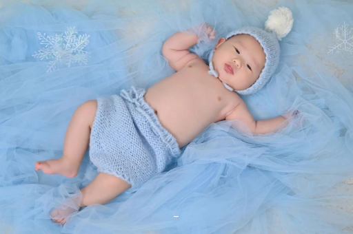 鞍山宝宝吐奶黄色